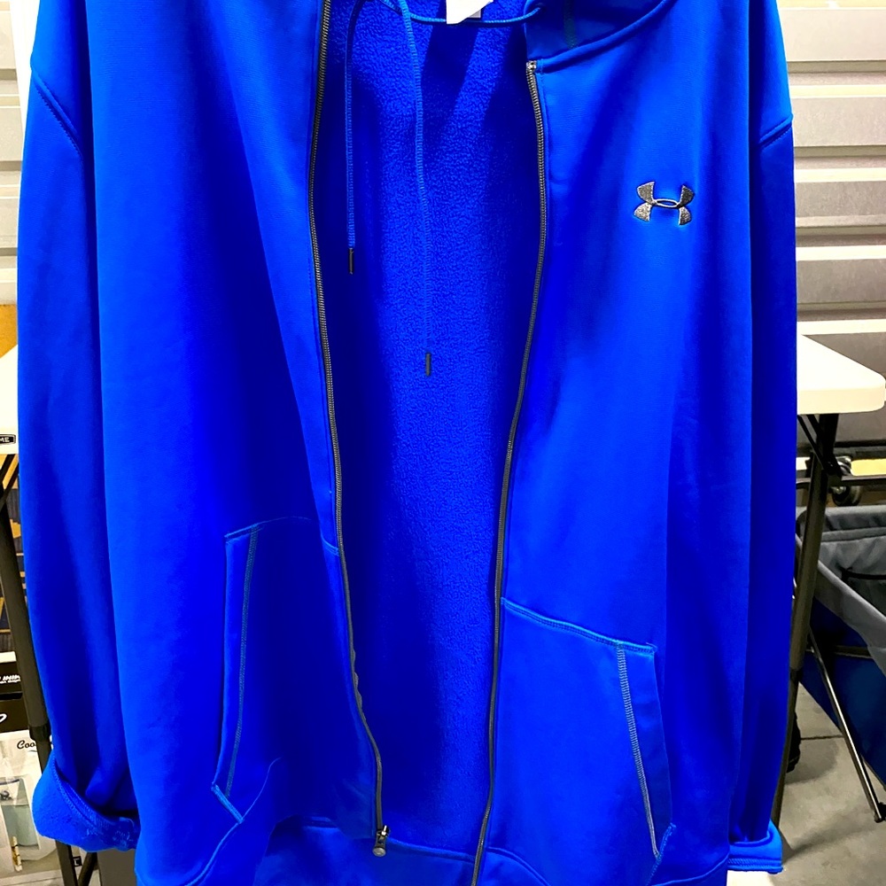 Under Armour Hoodie